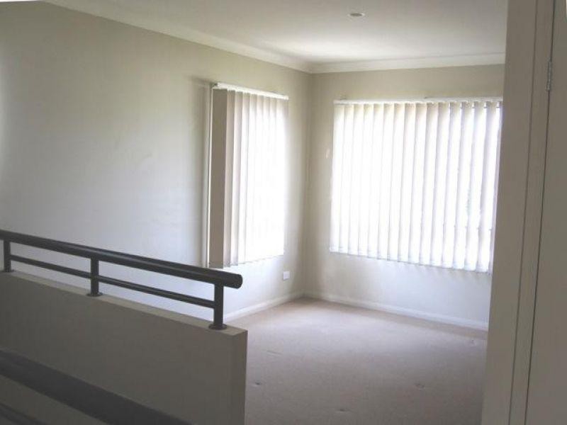 93/1 Sauvignon Parade, Upper Coomera QLD 4209