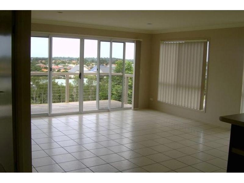 60/1 Sauvignon Parade, Upper Coomera QLD 4209