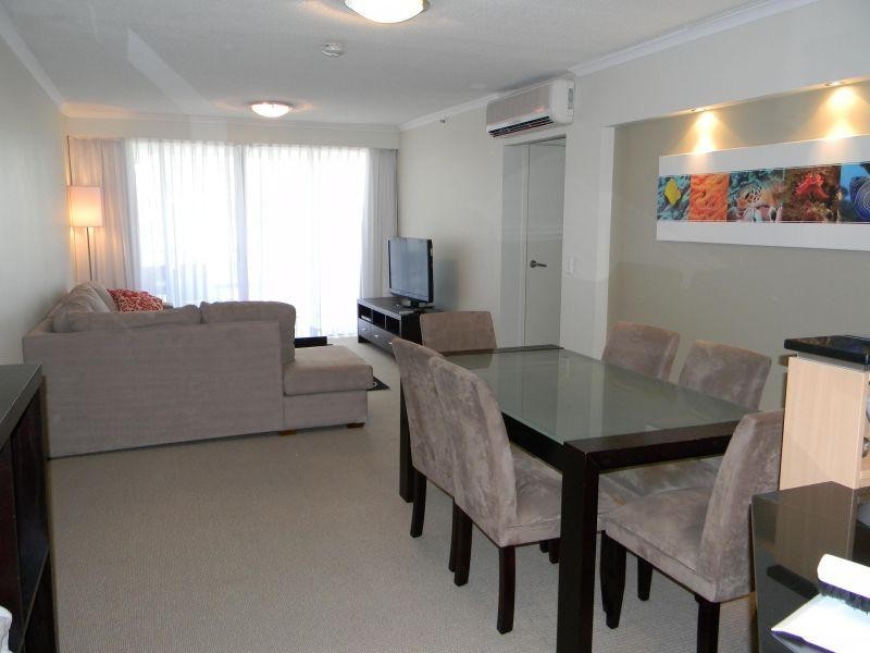 21 Cypress Avenue, Surfers Paradise QLD 4217