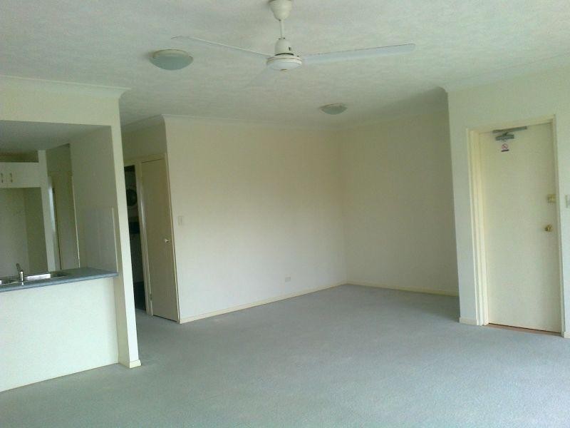 30-36 Burra Street, Chevron Island QLD 4217