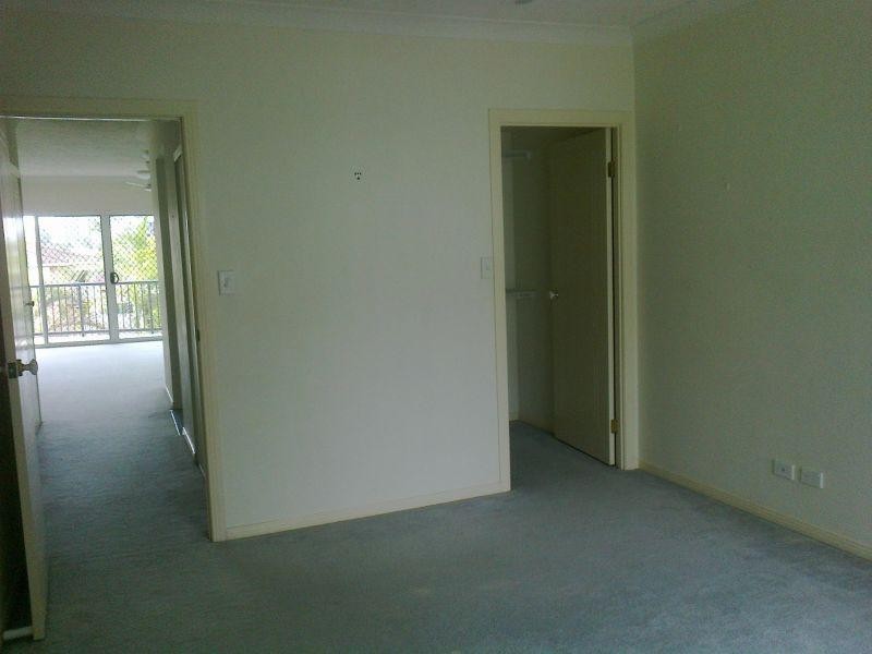 30-36 Burra Street, Chevron Island QLD 4217