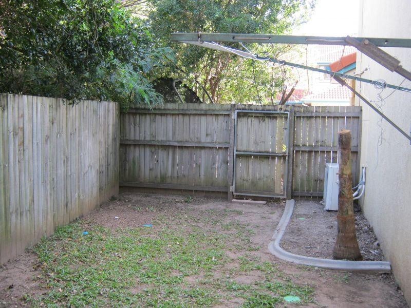 28 Ancona Street, Carrara QLD 4211