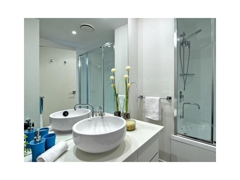 438 Marine Parade, Biggera Waters QLD 4216