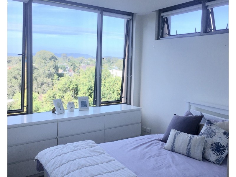 438 Marine Parade, Biggera Waters QLD 4216