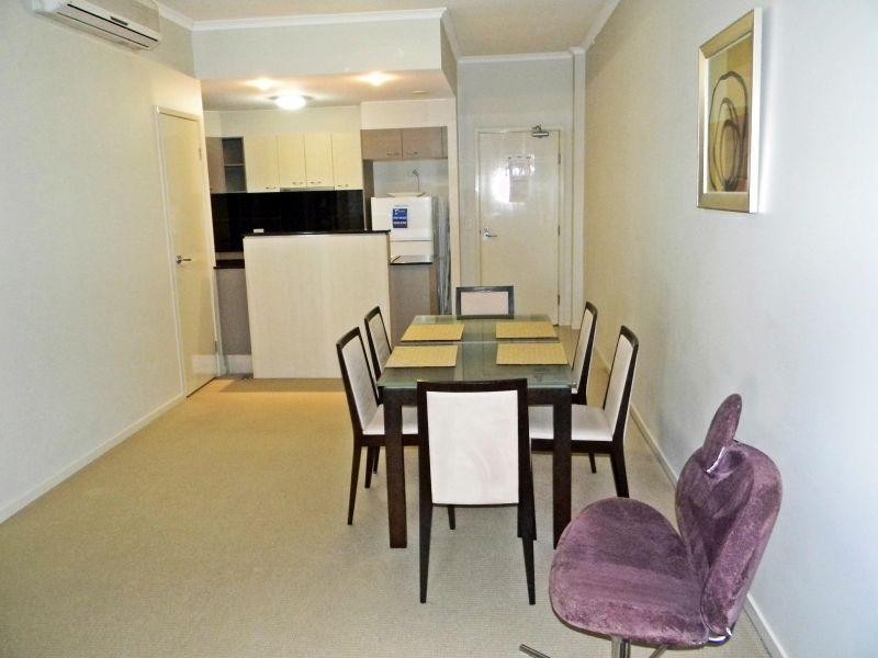 21 Cypress Avenue, Surfers Paradise QLD 4217