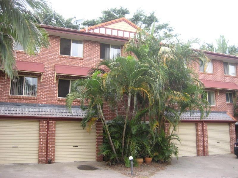 100 Racecourse Road, Bundall QLD 4217