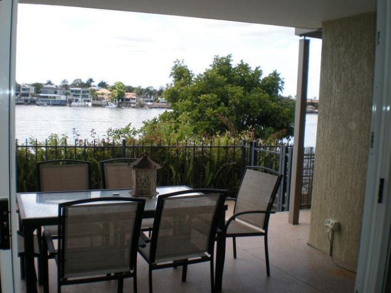 Apartment 3/135 Macquarie Street, Teneriffe QLD 4005