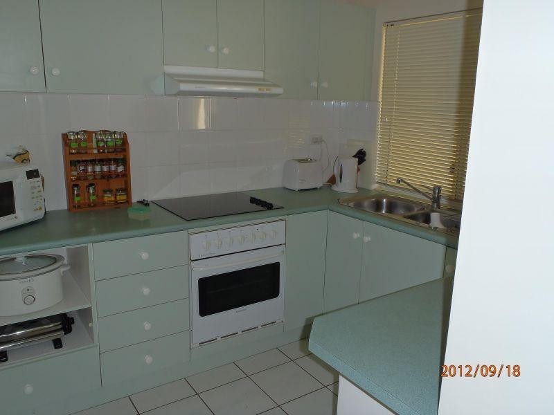 65 McGregor Street, Mooroobool QLD 4870