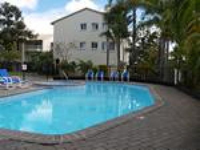 1 West Burleigh Road, Burleigh Heads QLD 4220