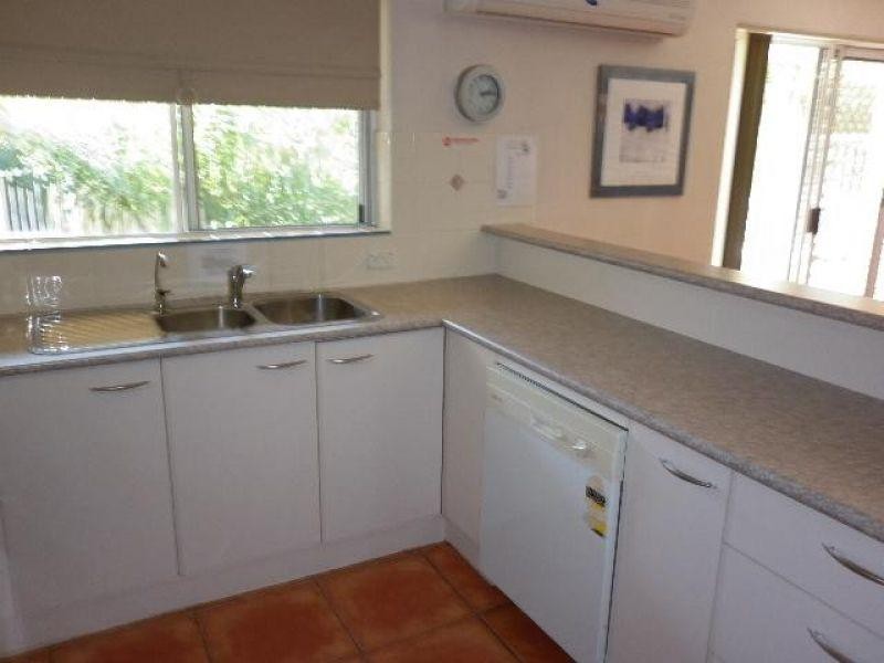 1 West Burleigh Road, Burleigh Heads QLD 4220