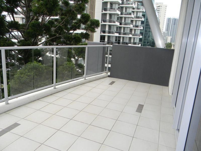 21 Cypress Avenue, Surfers Paradise QLD 4217