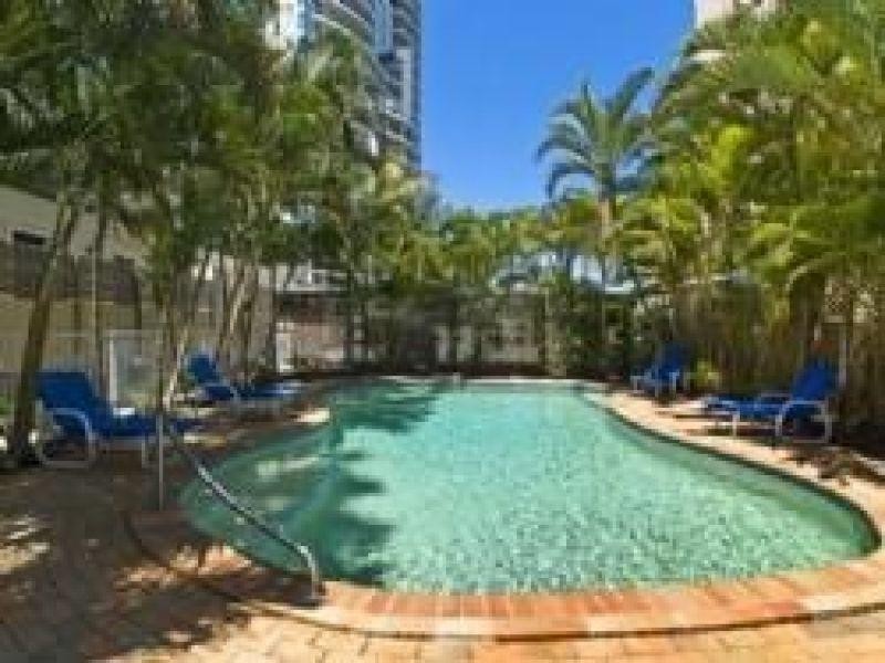 43  Cypress AVe, Surfers Paradise QLD 4217