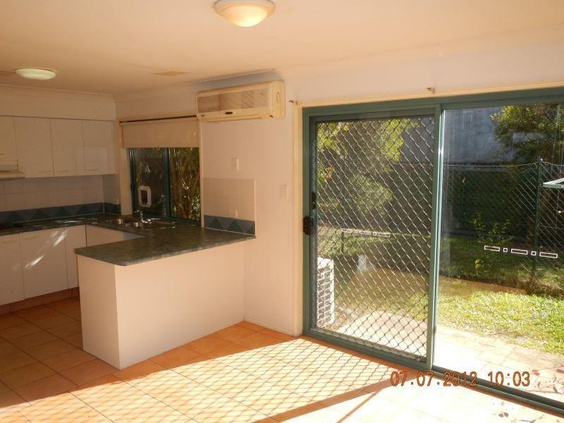 28 Ancona Street, Carrara QLD 4211