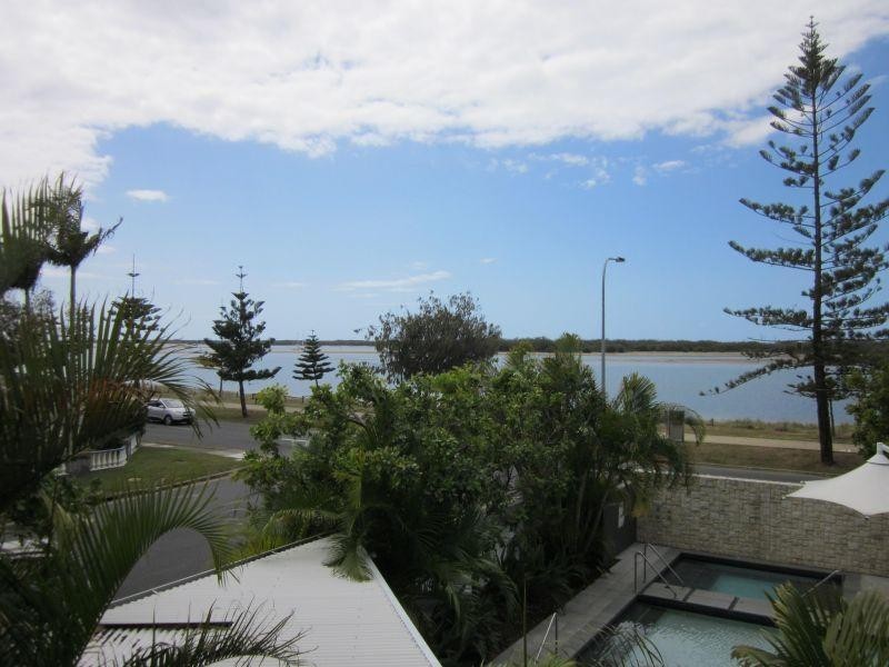 Unit 1102/438 Marine Parade, Biggera Waters QLD 4216