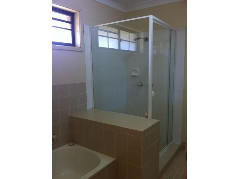 Unit 9/12 Landau Court, Miami QLD 4220