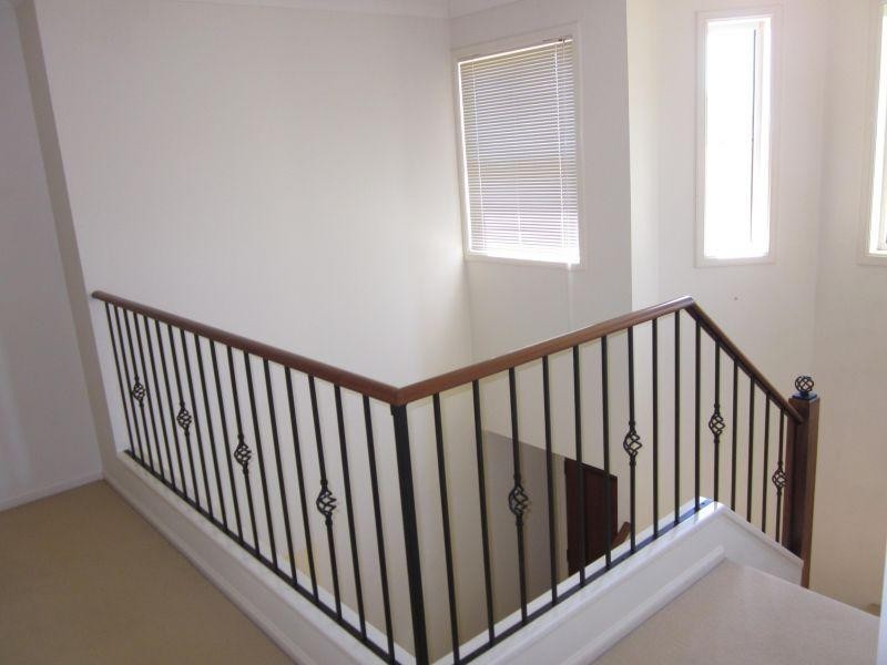 32/99-101 Heeb Street, Benowa QLD 4217