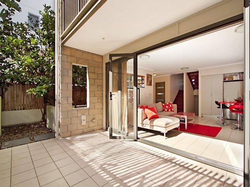 19/18 Manning Street, Milton QLD 4064