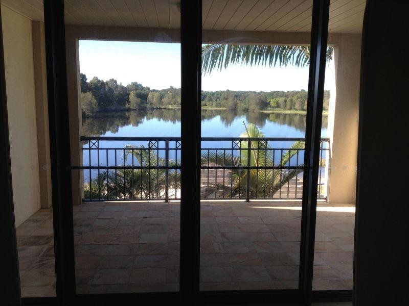 1 The Cove Crescent, Carrara QLD 4211