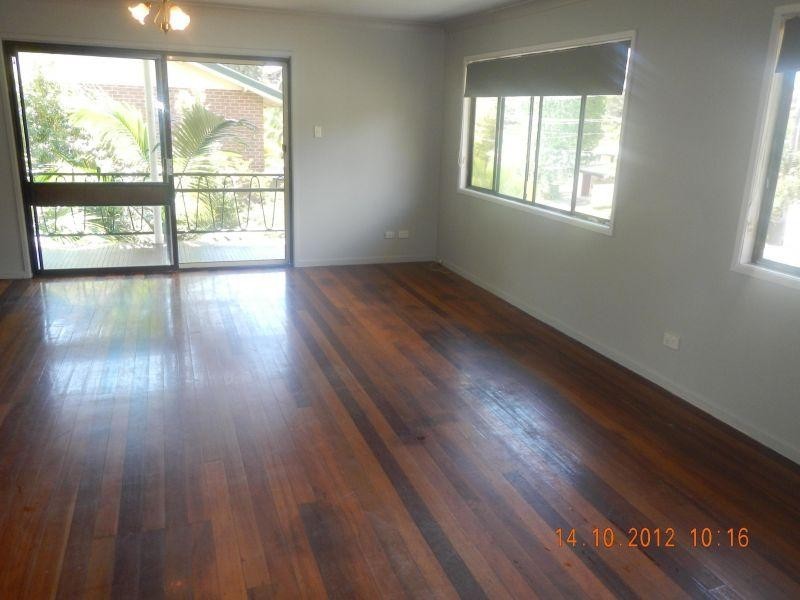 34 Forrest Ave, Molendinar QLD 4214