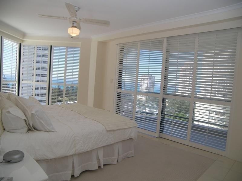 45/22 Montgomery Avenue, Main Beach QLD 4217