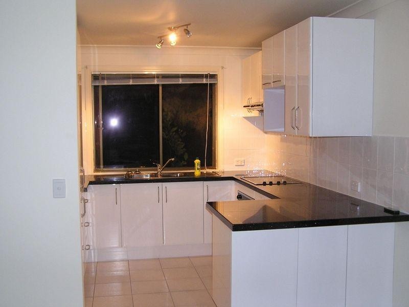 Unit 52/12 Landau Court, Miami QLD 4220