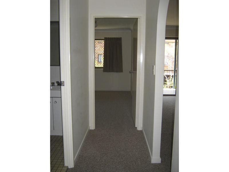 6/18 Duet Drive,, Mermaid Waters QLD 4218