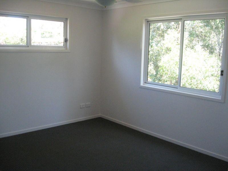 Townhouse 4/10 Veronica Crt, Kallangur QLD 4503