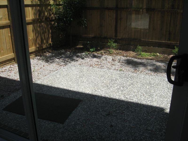 Townhouse 4/10 Veronica Crt, Kallangur QLD 4503