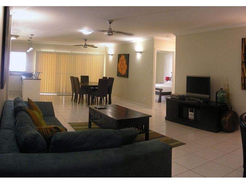 79 Spence Street, Cairns QLD 4870