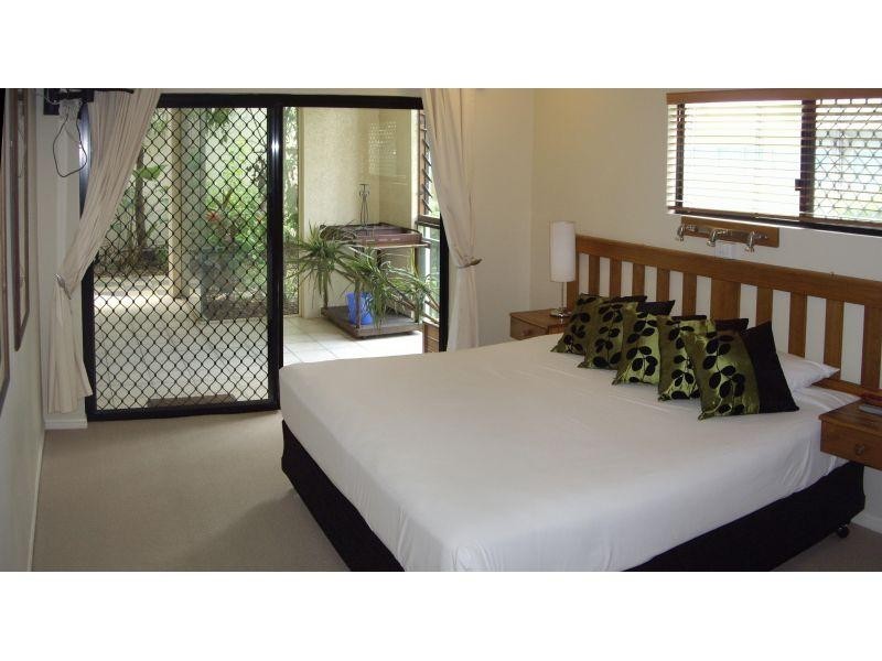 79 Spence Street, Cairns QLD 4870