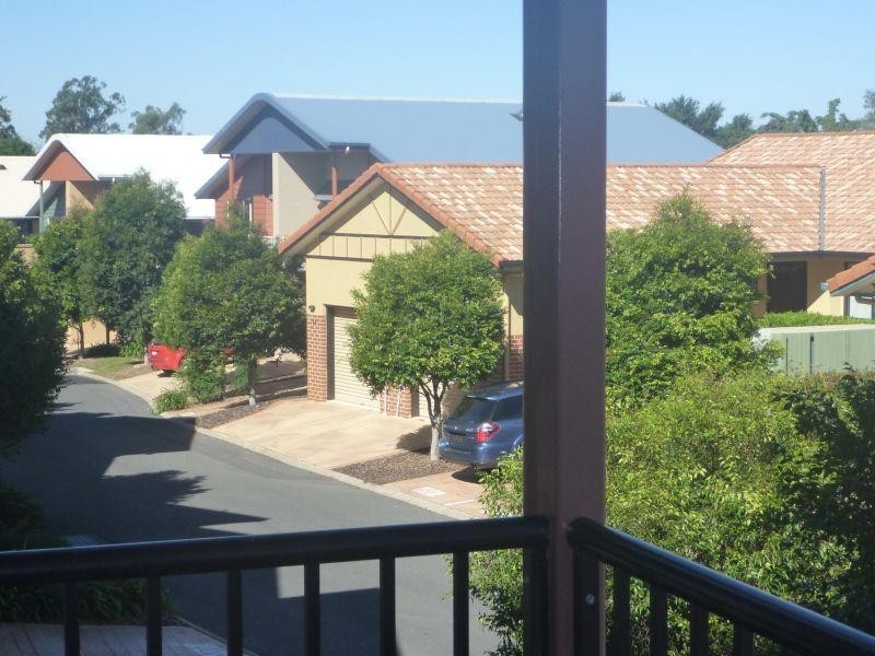 64/316 Long Street, Graceville QLD 4075