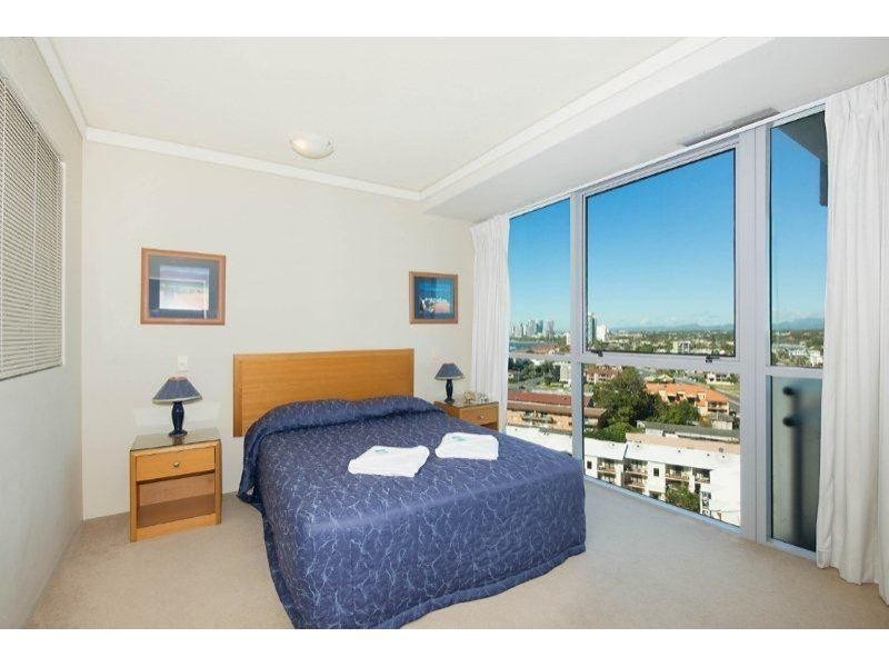 360 Marine Parade, Labrador QLD 4215