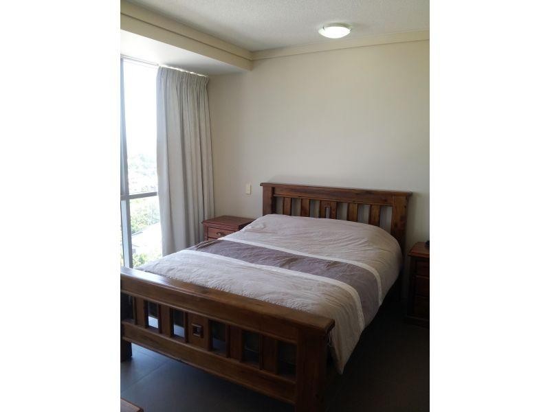 360 Marine Parade, Labrador QLD 4215