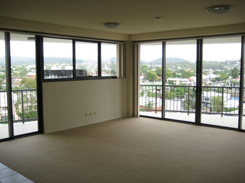 1055/18 Manning Street, Milton QLD 4064