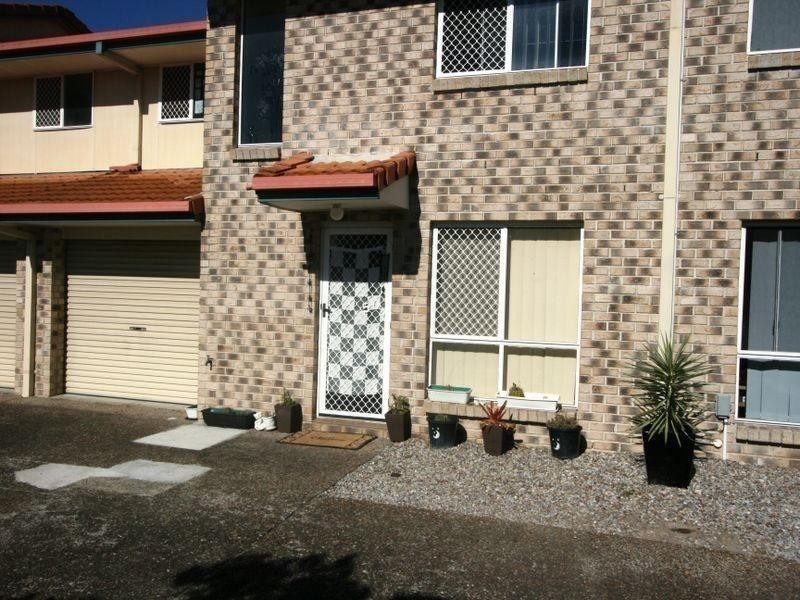 42 Murev Way, Carrara QLD 4211