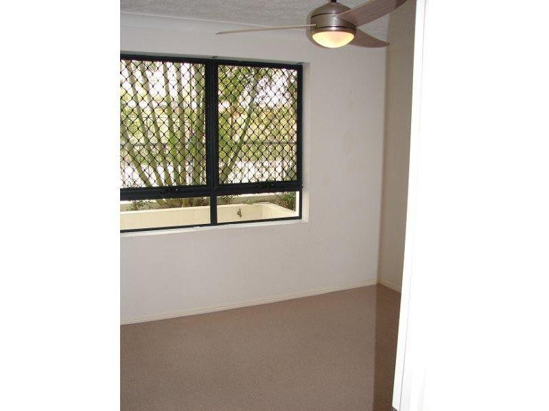 6 Fifth Avenue, Burleigh Heads QLD 4220