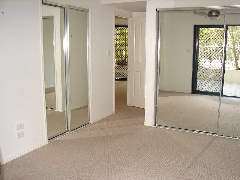 6 Fifth Avenue, Burleigh Heads QLD 4220