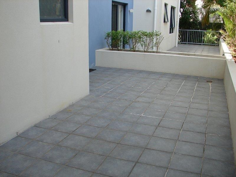 6 Fifth Avenue, Burleigh Heads QLD 4220