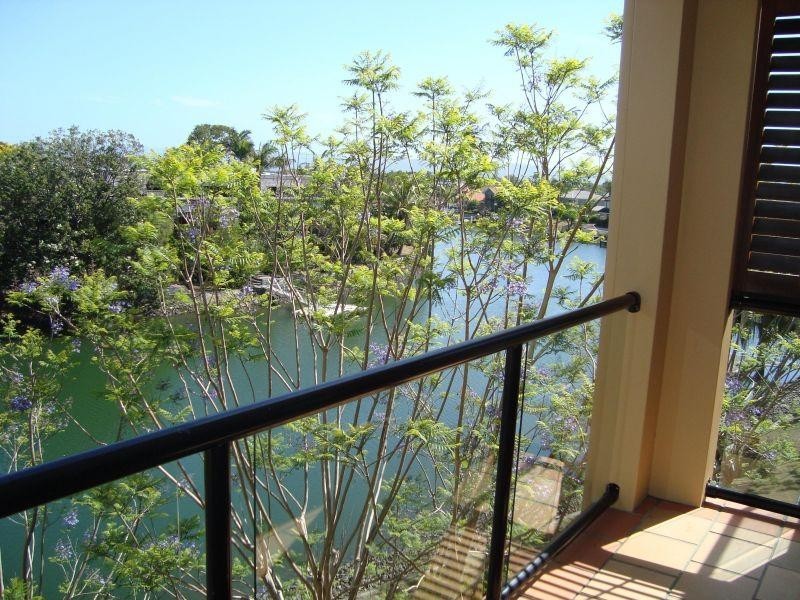 13/24 Slatyer Avenue, Bundall QLD 4217