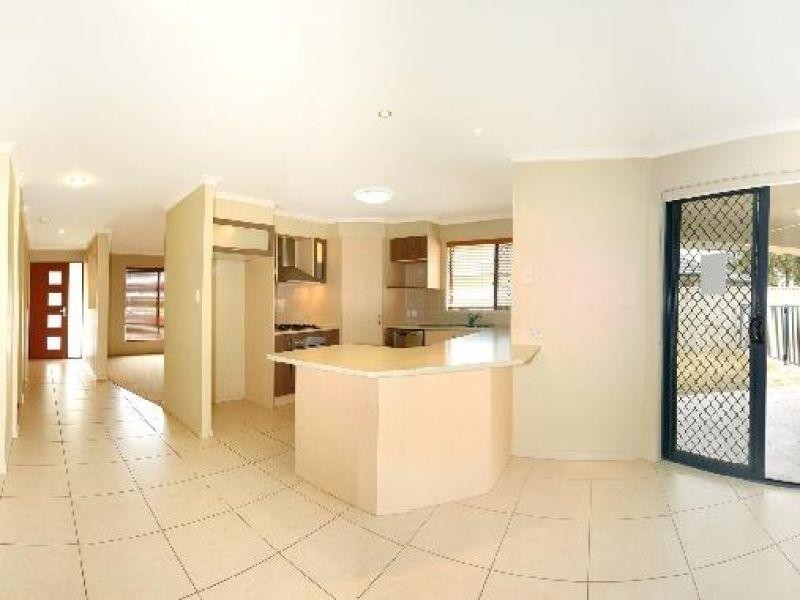 26 Crestwood Drive, Molendinar QLD 4214
