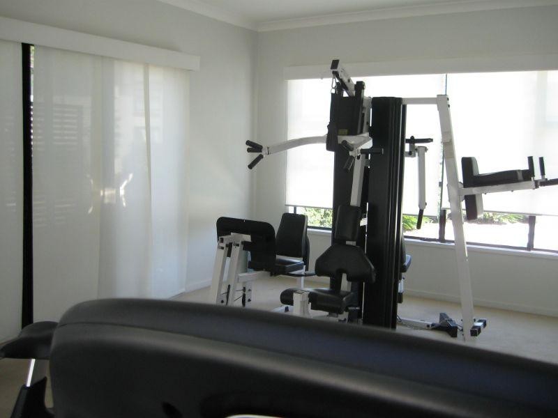 16/310 Easthill Drive, Robina QLD 4226