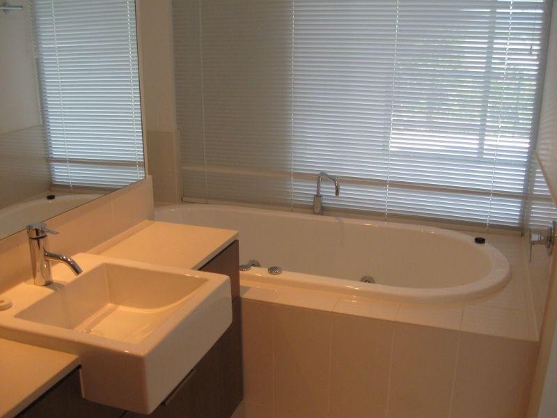 20/310 Easthill Drive, Robina QLD 4226