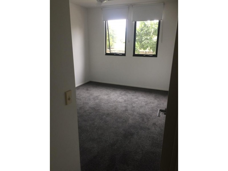 20/310 Easthill Drive, Robina QLD 4226