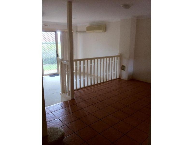 152 Palm Meadows Drive, Carrara QLD 4211