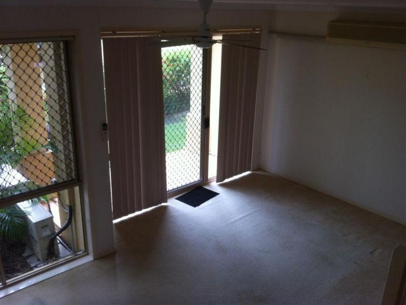 152 Palm Meadows Drive, Carrara QLD 4211