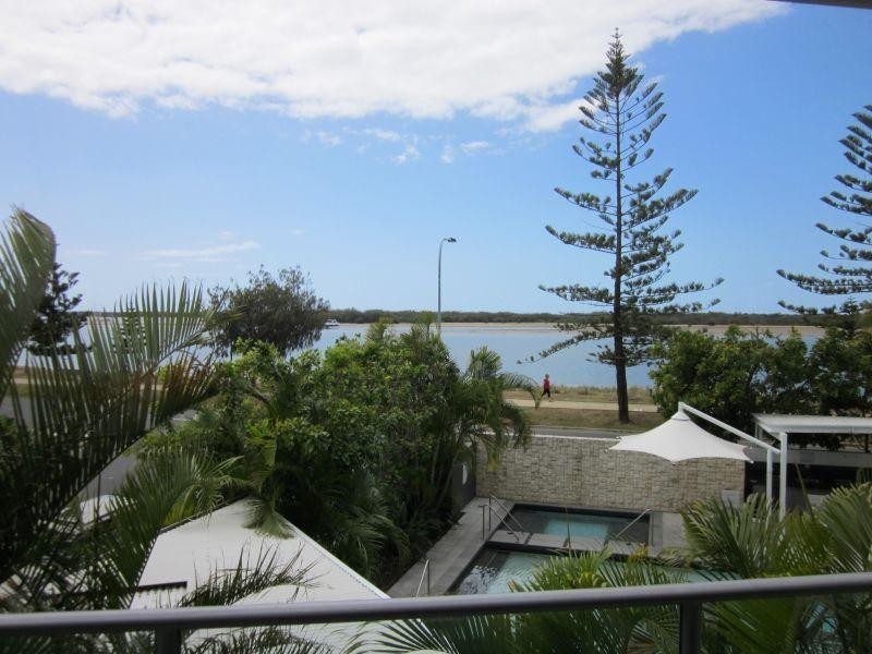 unit 1102/438 Marine Parade, Biggera Waters QLD 4216