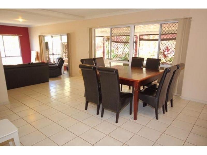 110/1 Sauvignon Parade, Upper Coomera QLD 4209