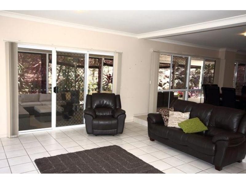 110/1 Sauvignon Parade, Upper Coomera QLD 4209