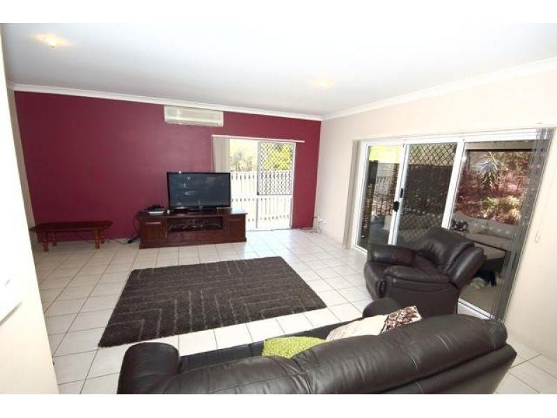 110/1 Sauvignon Parade, Upper Coomera QLD 4209