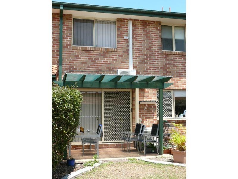 38 Murev Way, Carrara QLD 4211